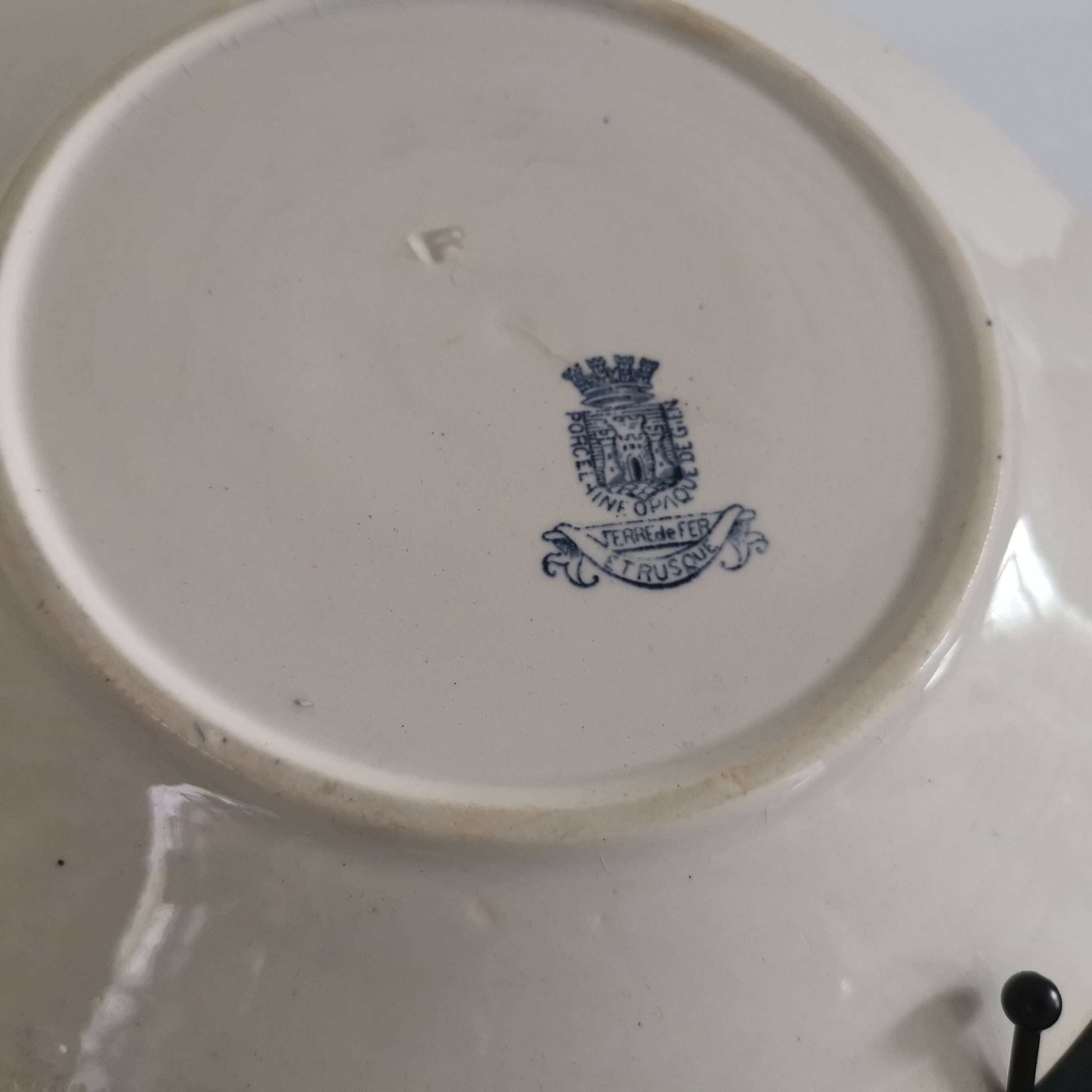 Old "Etruscan" flat plates in opaque porcelain from Gien Terre de Fer