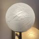 Applique murale double globe Mid-Century Modern en verre opalin craquelé, Suisse 1960s