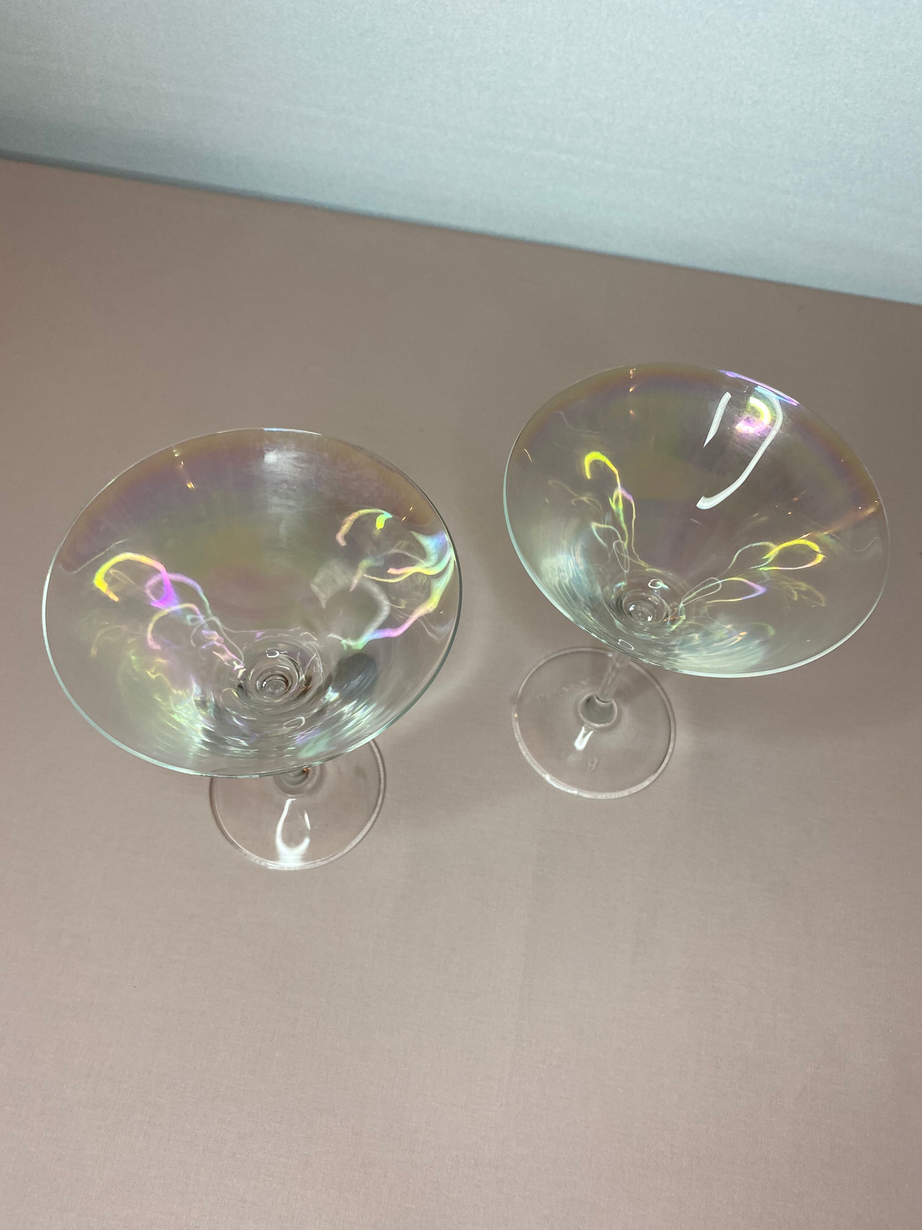 Iridescent martini lenses