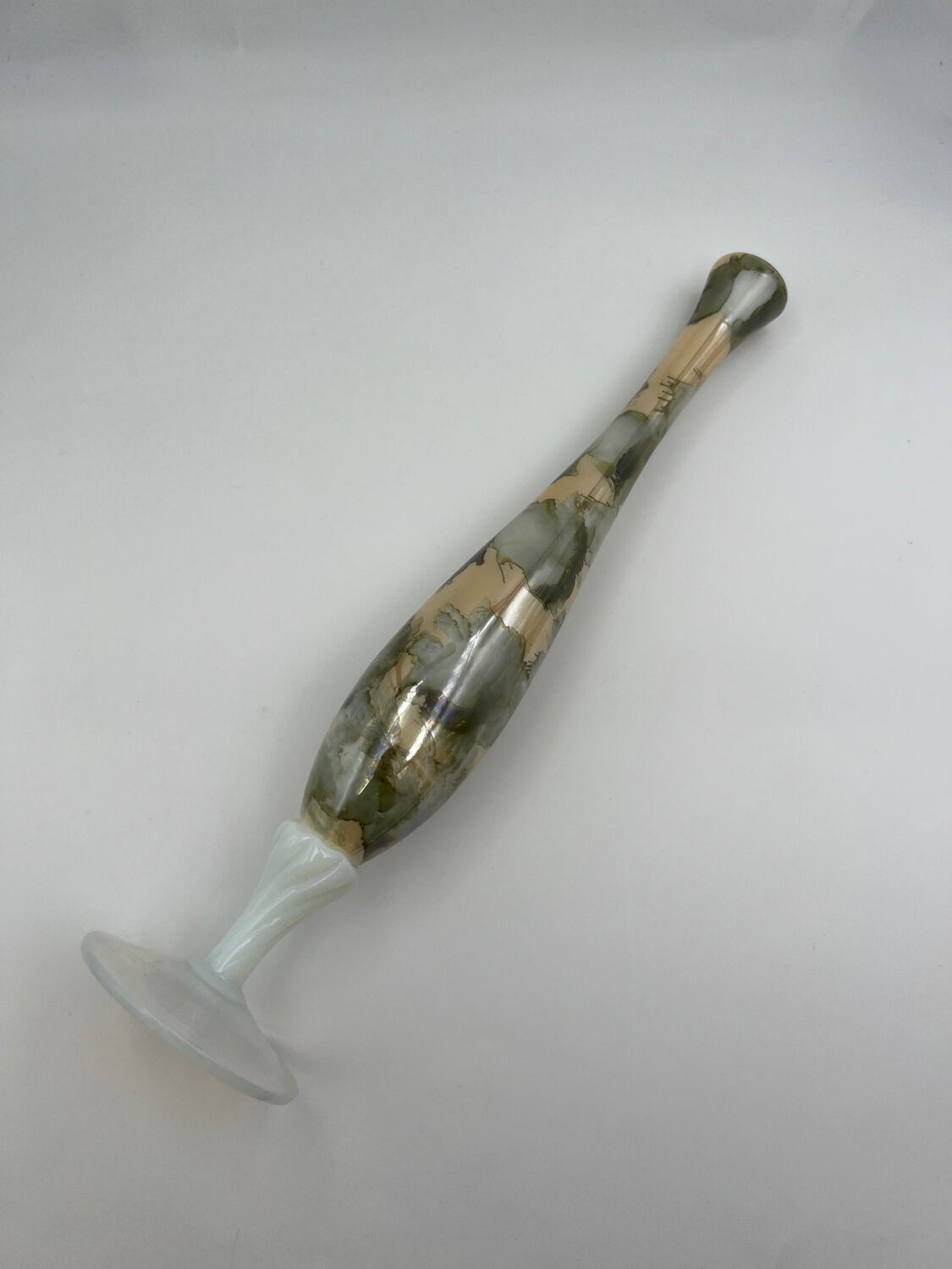Vase soliflore en opaline