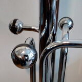 Metal parrot coat rack