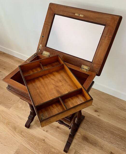 Louis Philippe mahogany workbench, 19th century