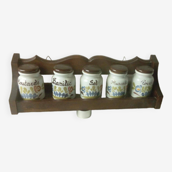 Pots a epices sur etagere faience de desvres g. fourmaintreau decor chaumiere