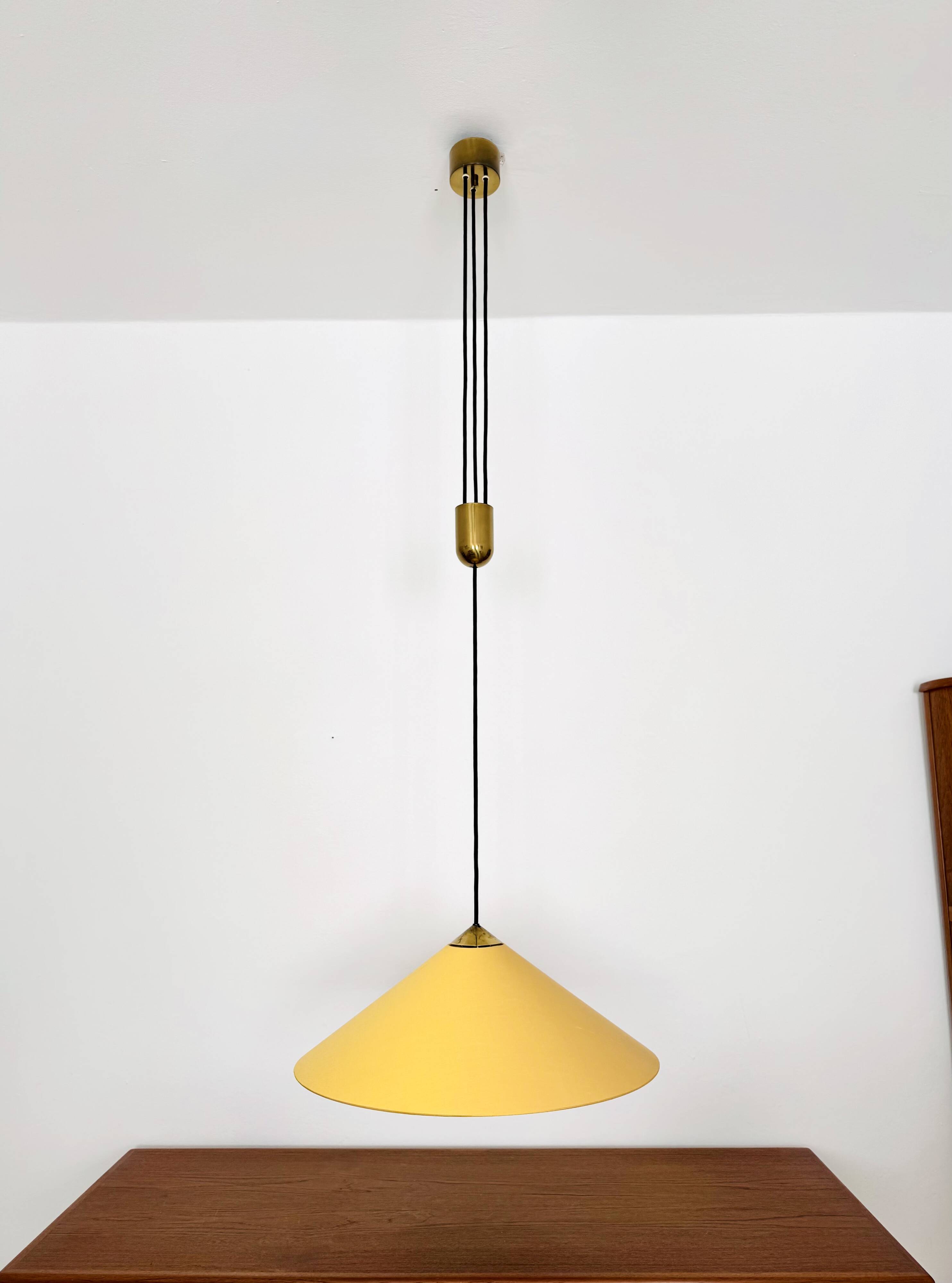 Adjustable Pendant Lamp with Counterweight by Florian Schulz