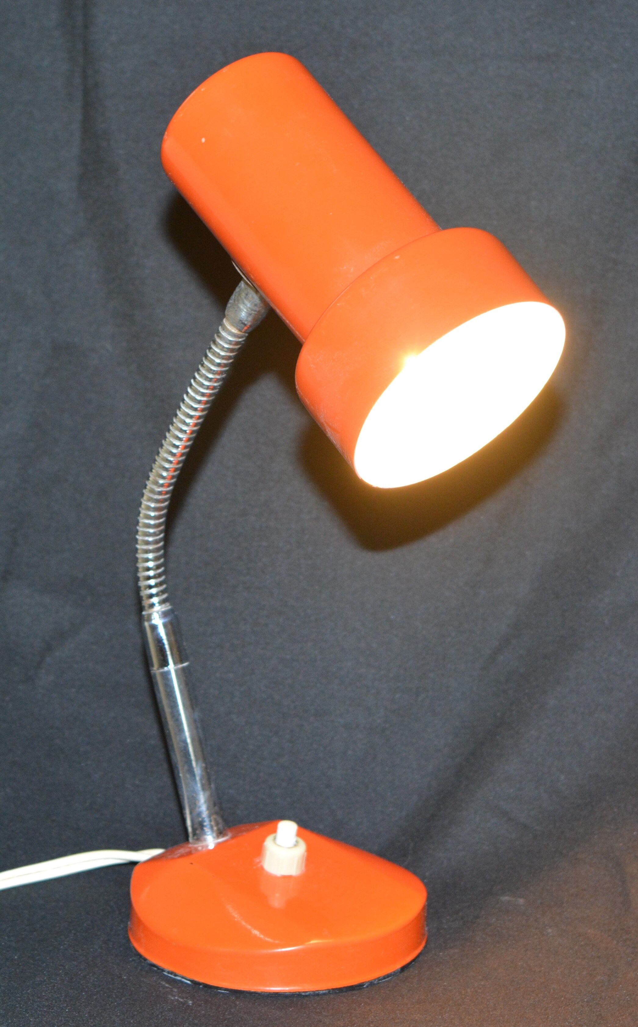 Lampe à poser vintage design italien
