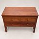 Commode ancienne en chêne sculpté – Début XXe siècle