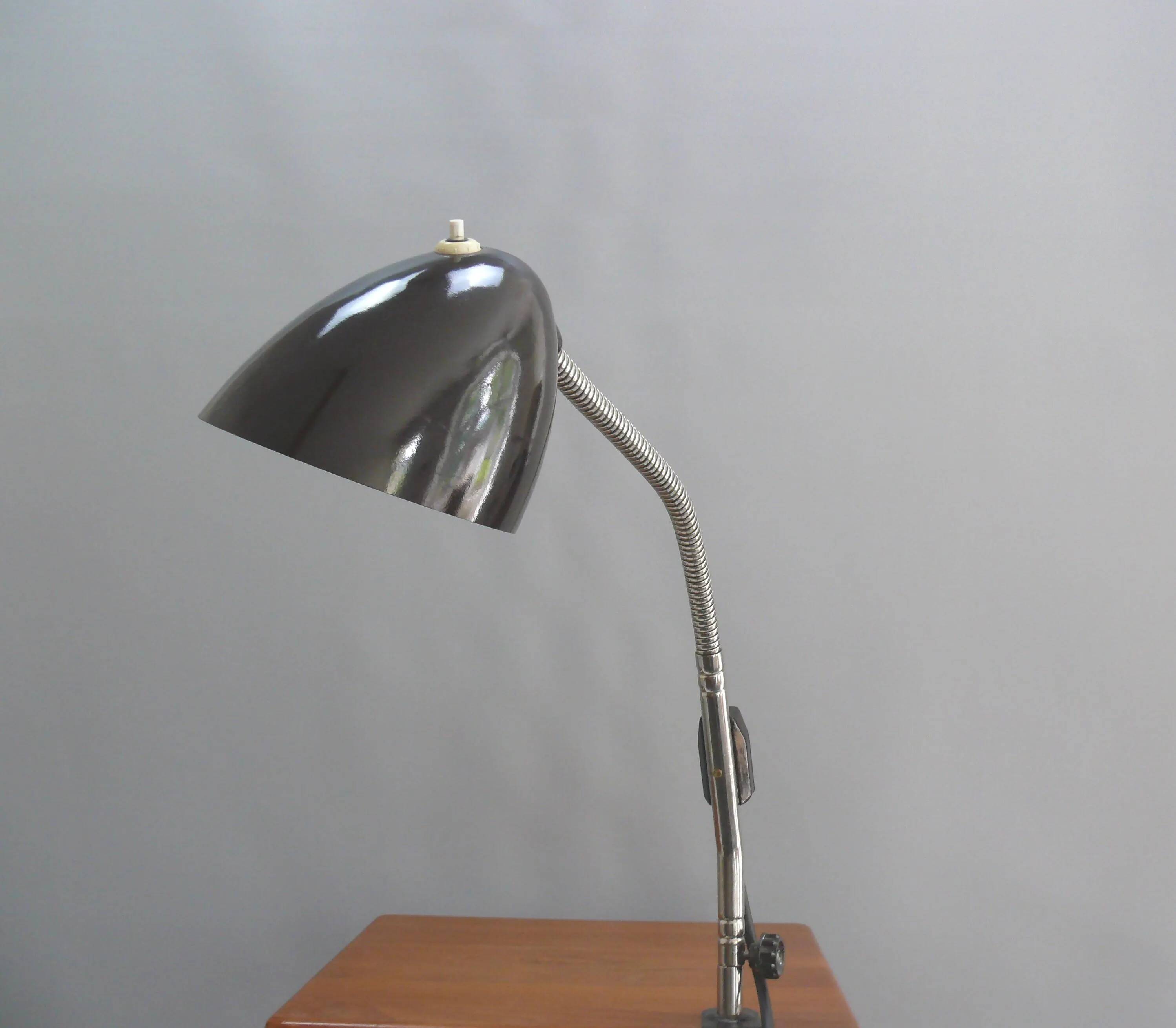 Original goose neck desk lamp from the mid-century - Ecko, a classic of high-quality design