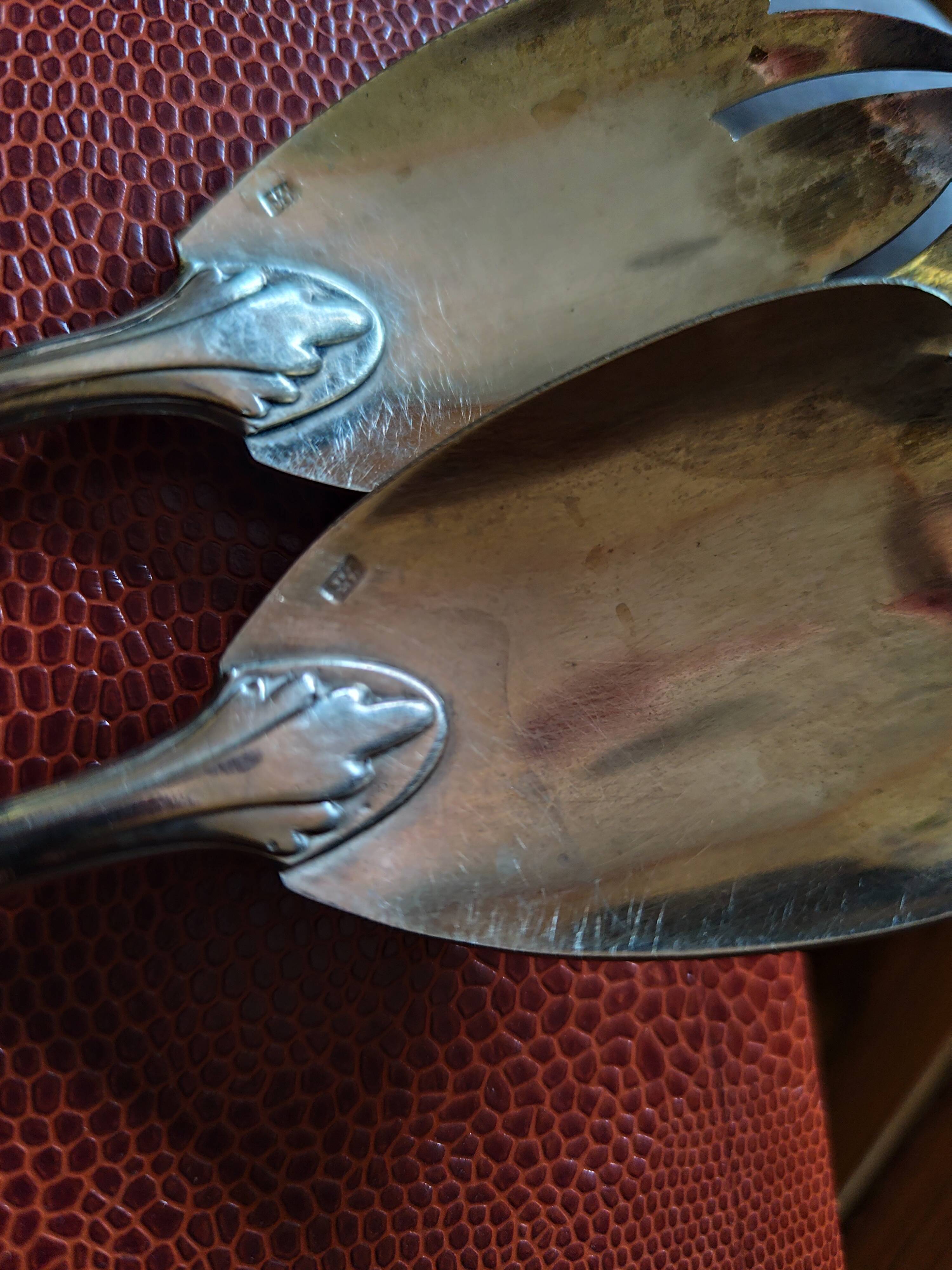 Silver-plated metal salad serving spoons in their vintage case