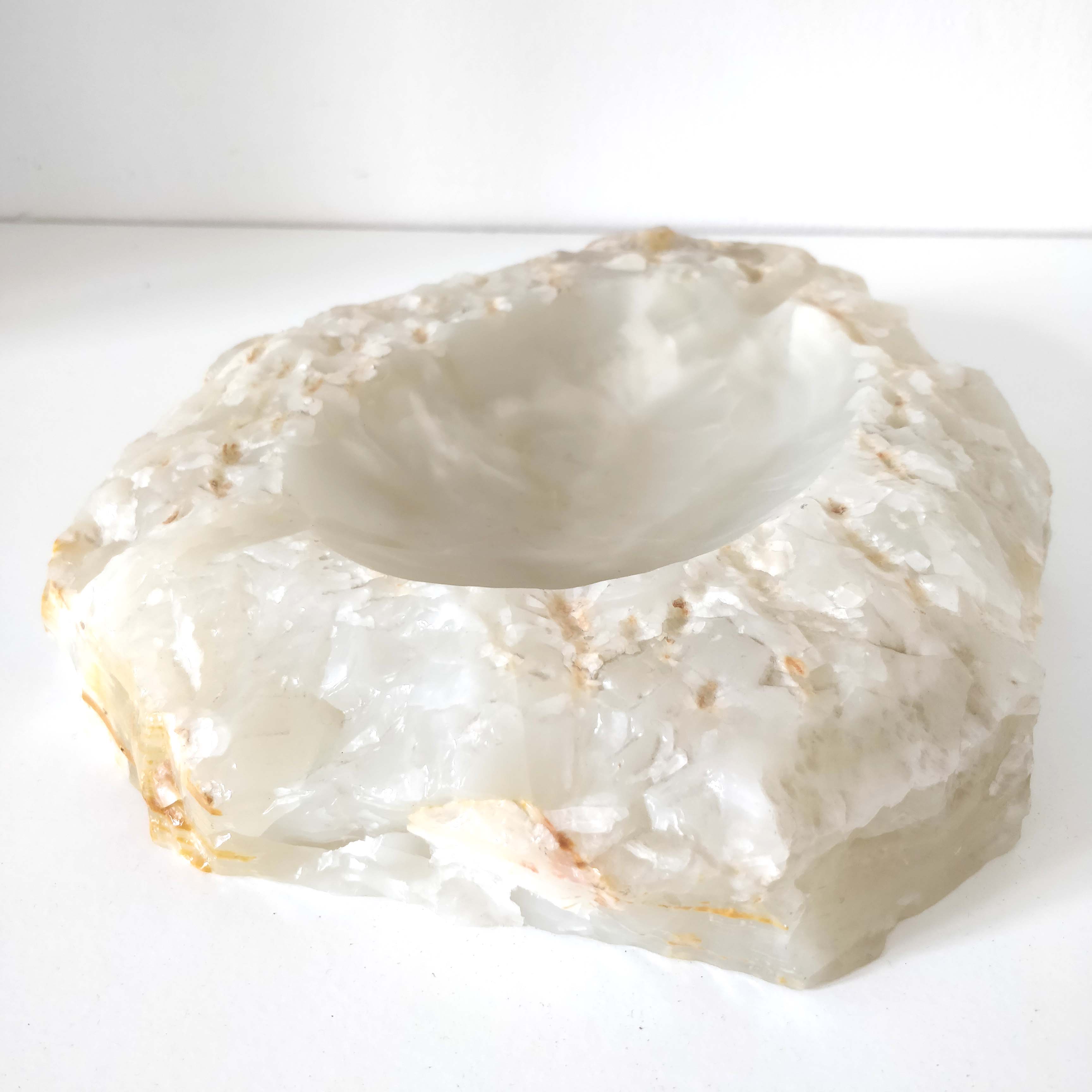 Italian ashtray in alabaster 60s