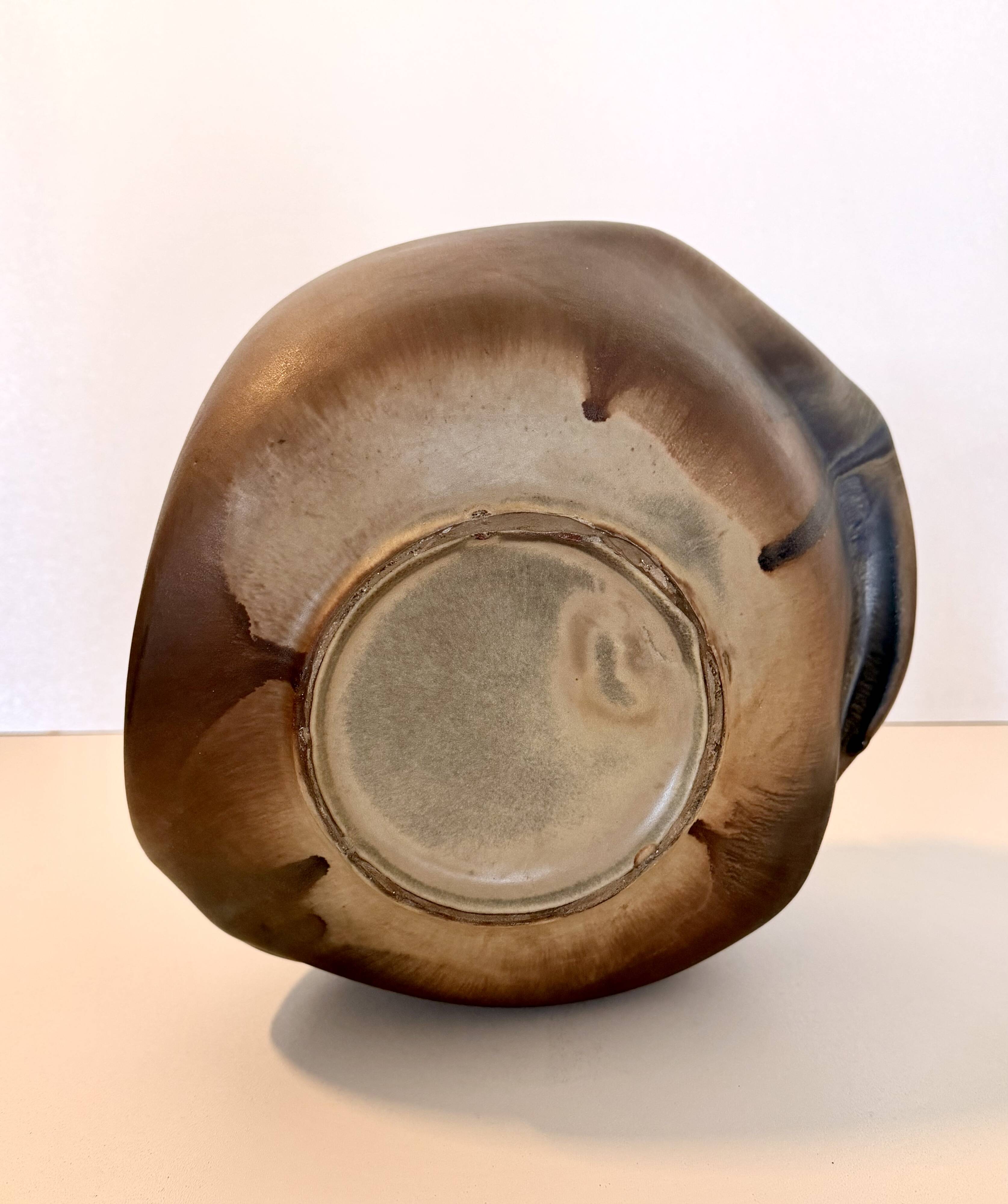 Brown Lacquered Ceramic Tulip Vase / Centerpiece by Giacomo Onestini