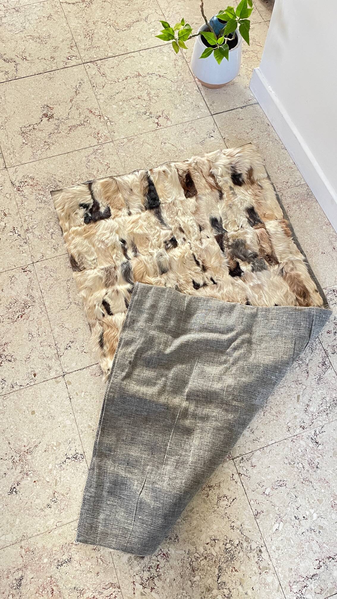 RUG Skin 1970s Beige-Brown - 56 x 107cm