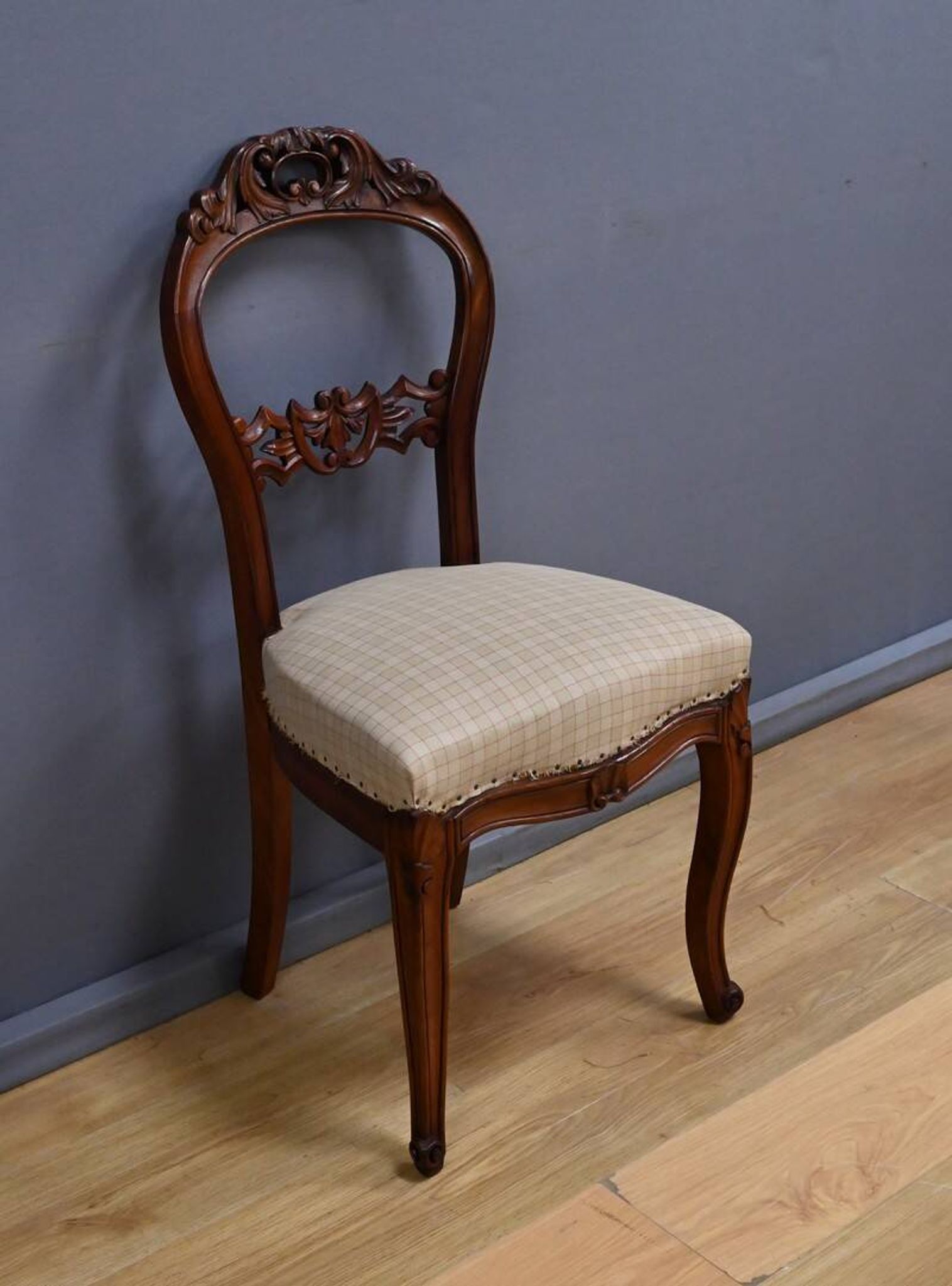 Set of 4 mahogany chairs, Napoléon III period - second half of the 19th century.