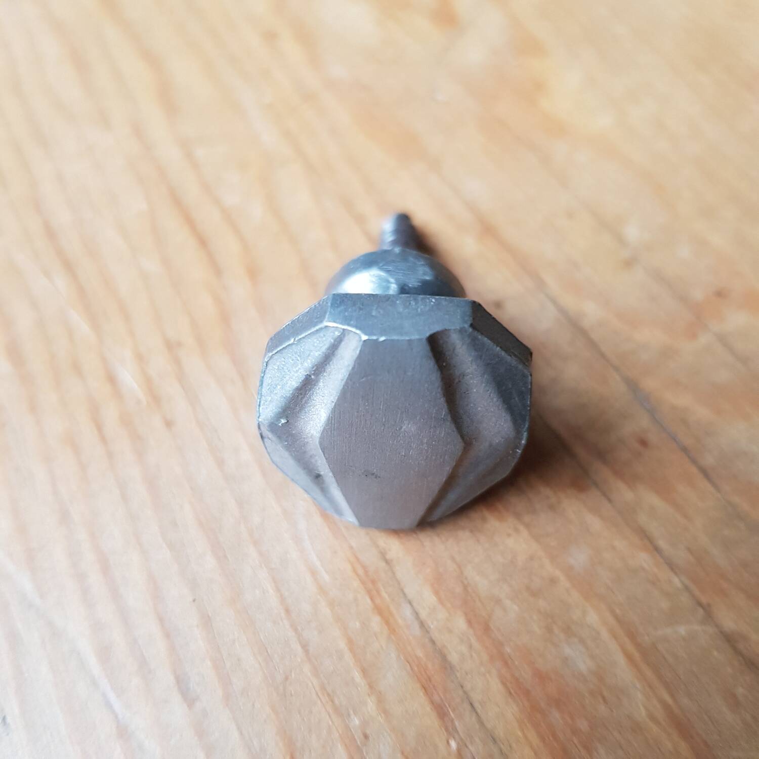 Small screw-in furniture knobs