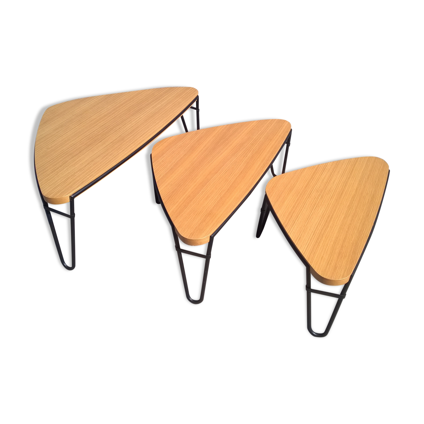 Tables pull-out "petalo" Charlotte Perriand