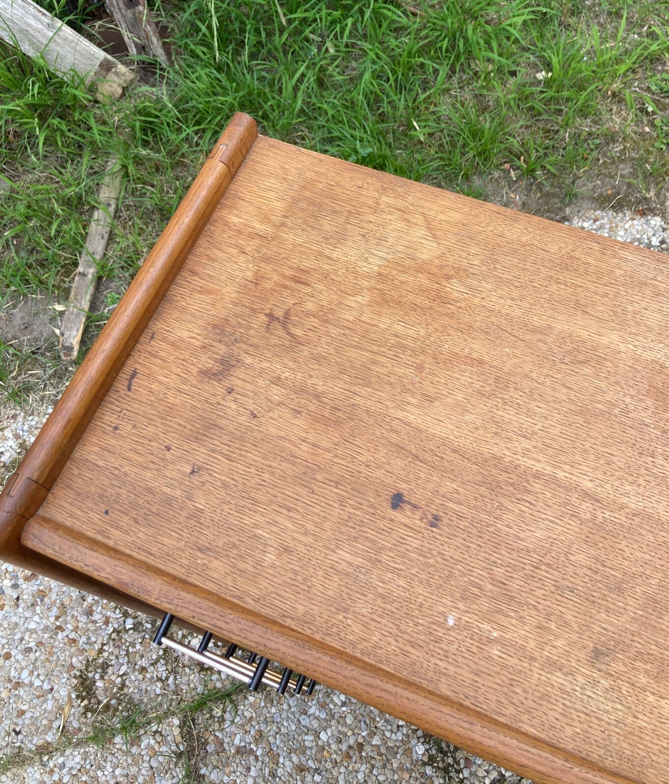 Vintage dresser compass feet