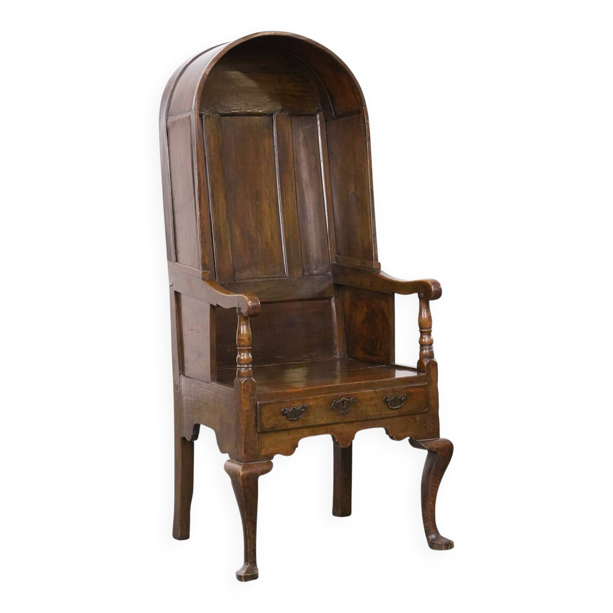 Chaise d'agnelage anglaise ancienne à capuchon du XVIIIe siècle, de forme particulière.