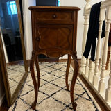 Marble pedestal table