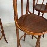 Bar stool