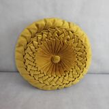 Round pleated velvet cushion