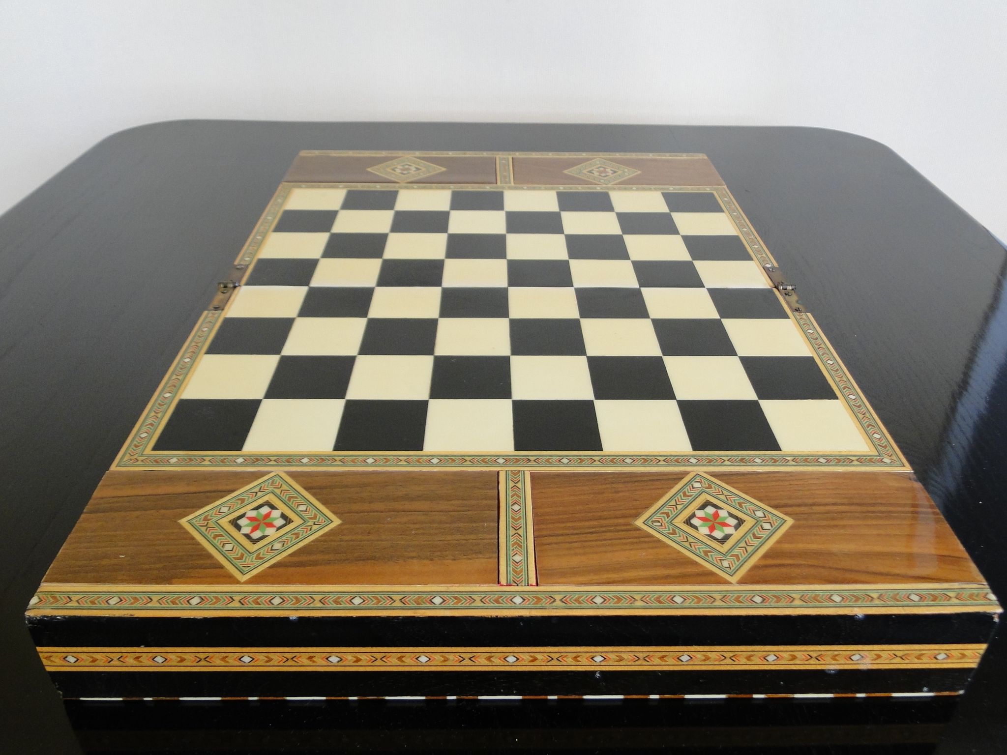 Vintage syrian chess board box wooden mosaic inlaid marquetry