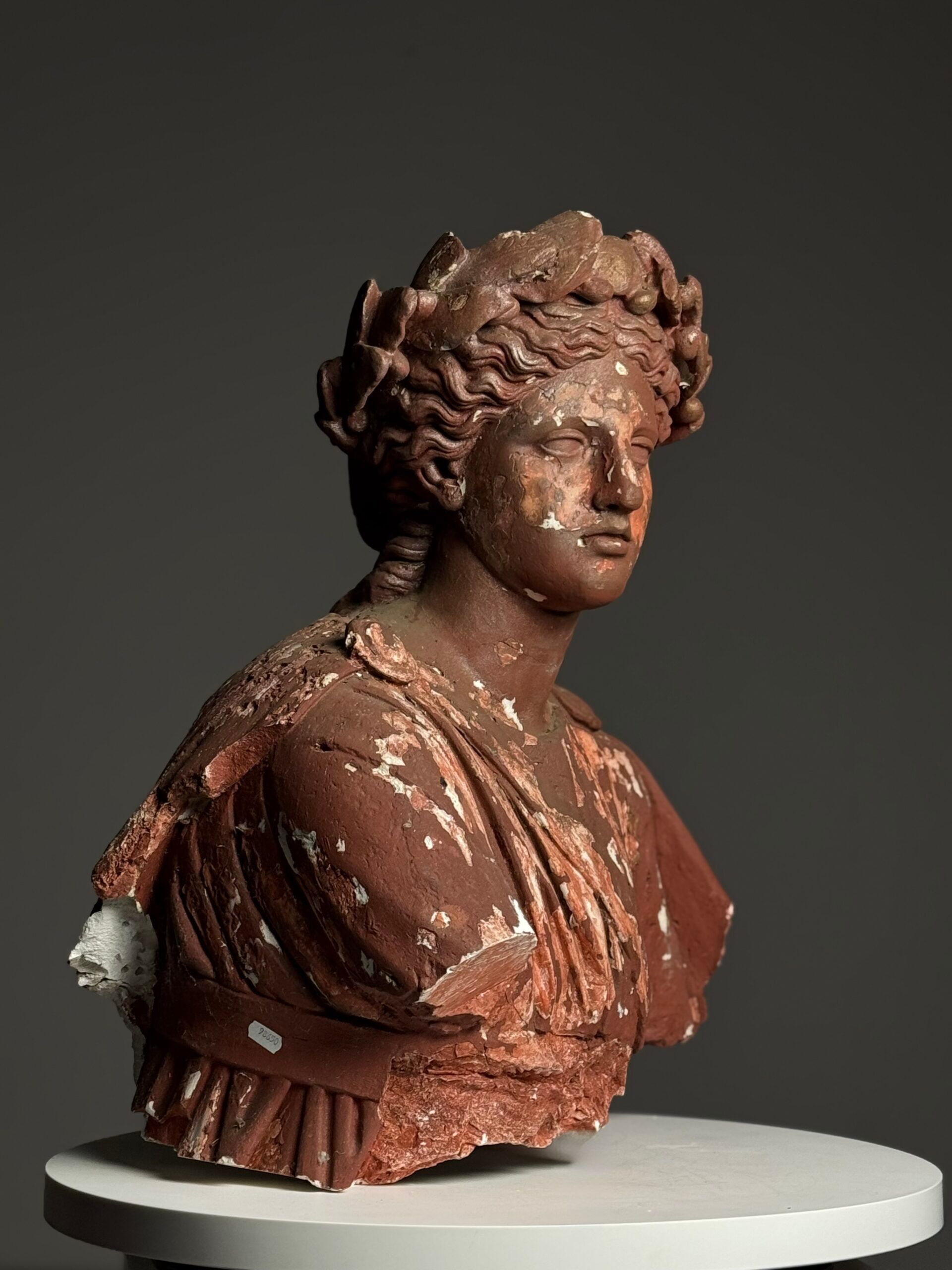 Statue en plâtre de déesse grecque du 20e siècle