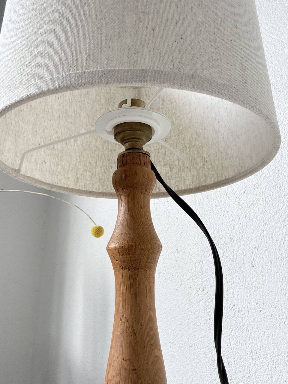 Lampe de bureau en bois chêne clair 1950