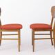 2 des 6 chaises de salle à manger vintage des années 1960 - Teck et chêne, design danois