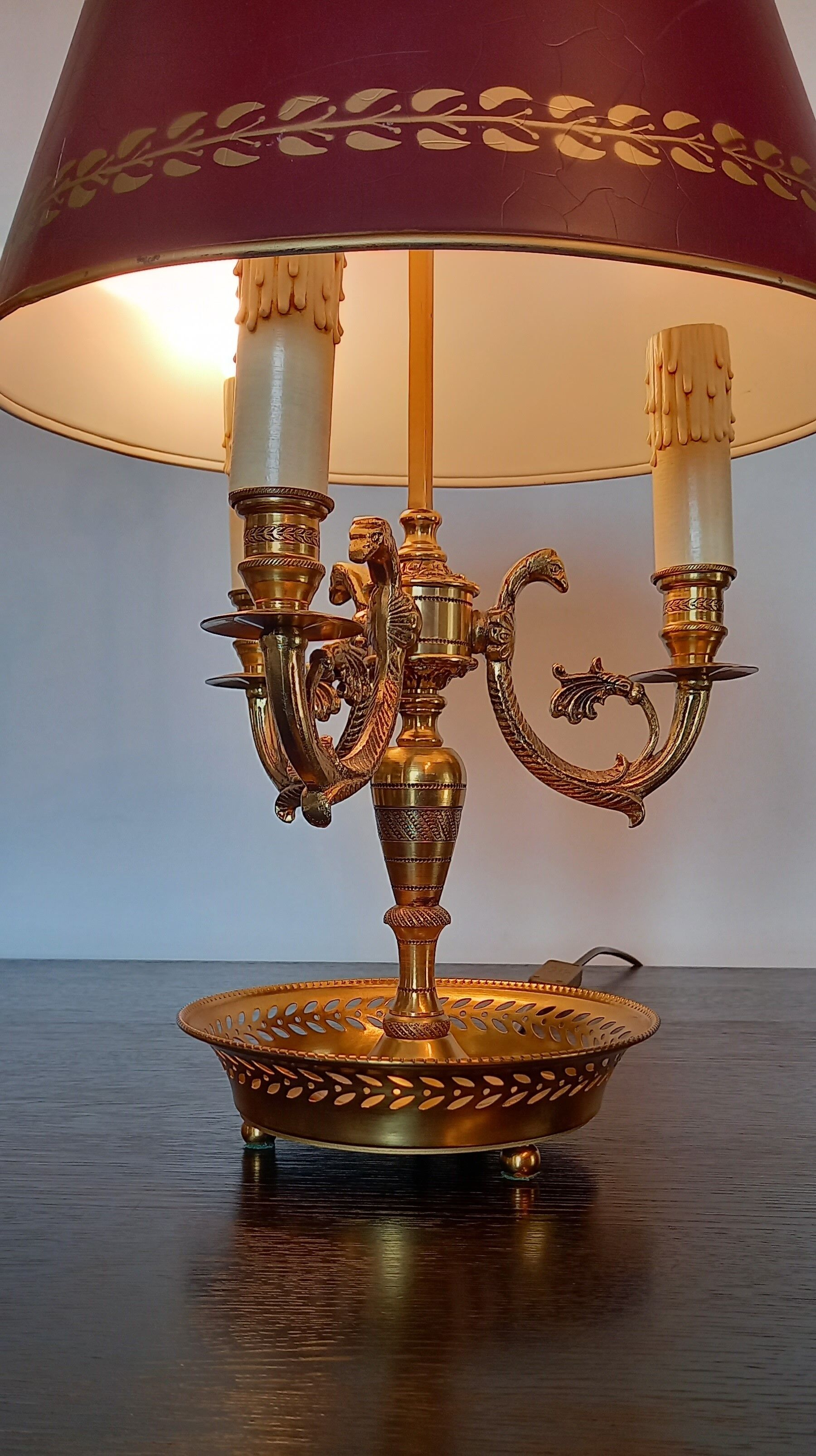 3 Empire-style fire lamp. In gilded bronze, metallic lampshade. Perfect condition.