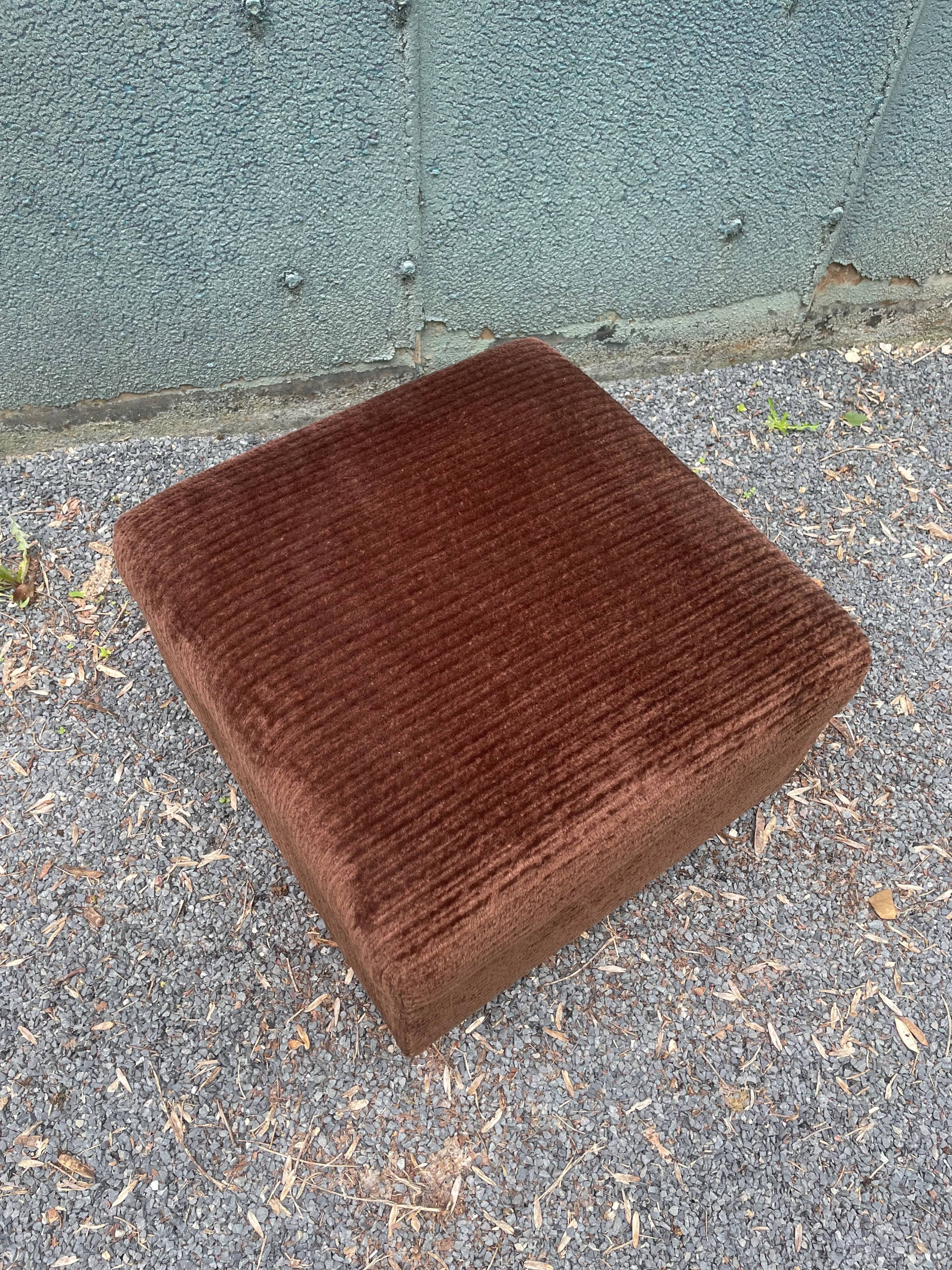 Retro seventies velvet pouf