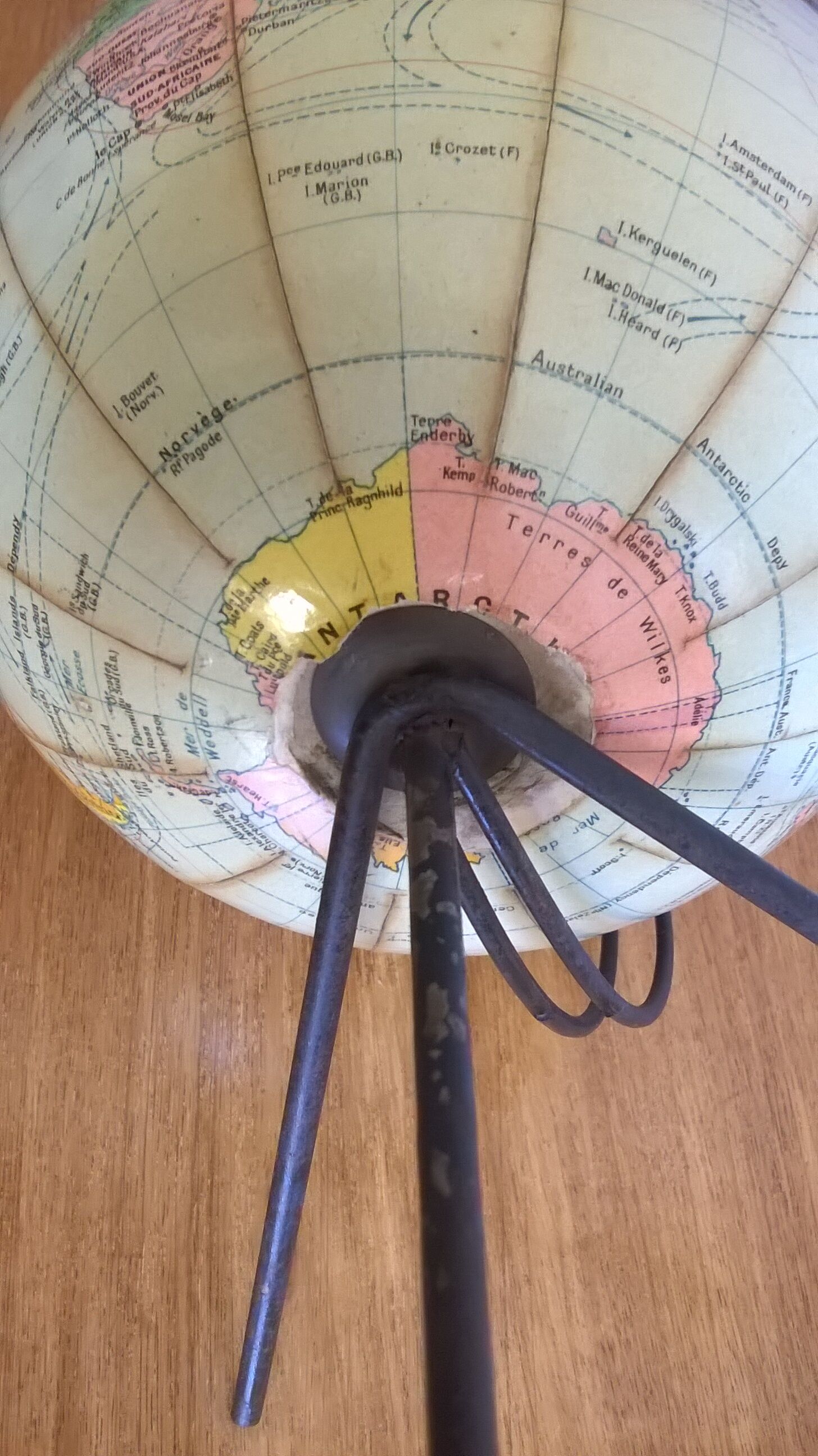 Small terrestrial globe world map of girard and barrère - year 60's