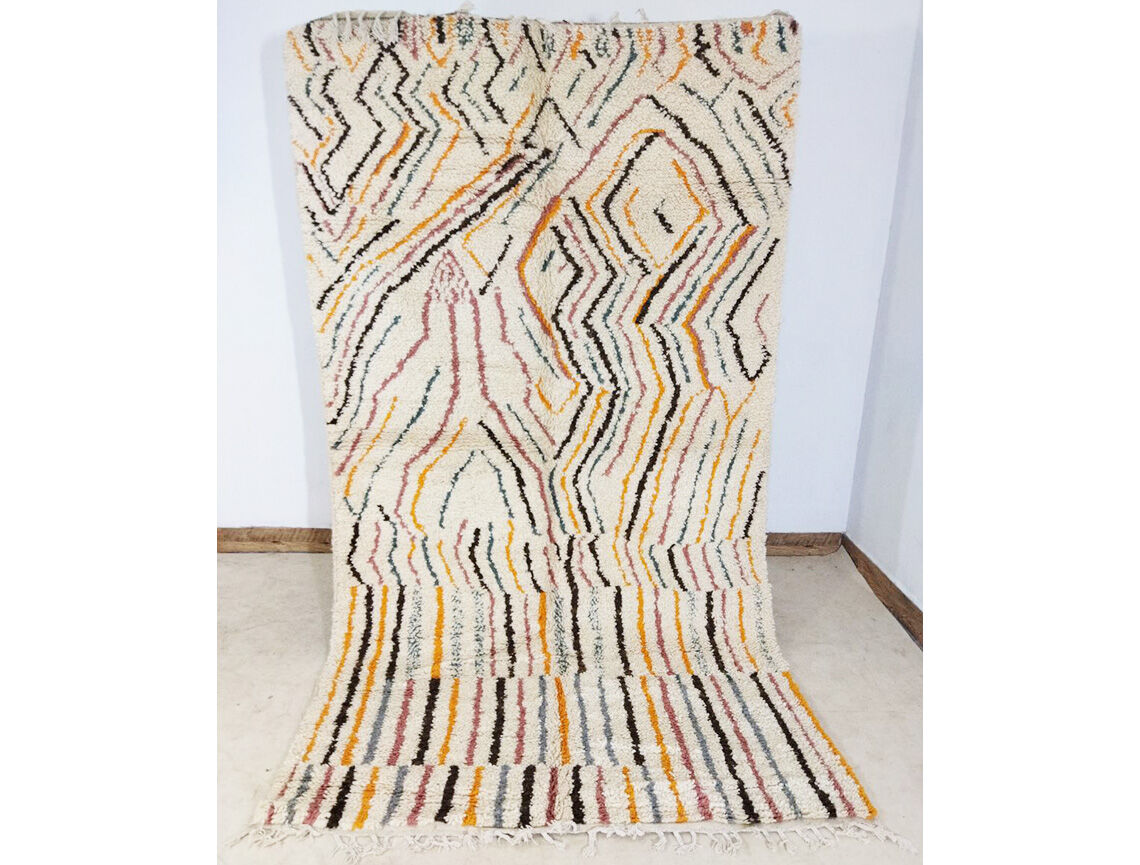 Moroccan berber carpet 273x154cm