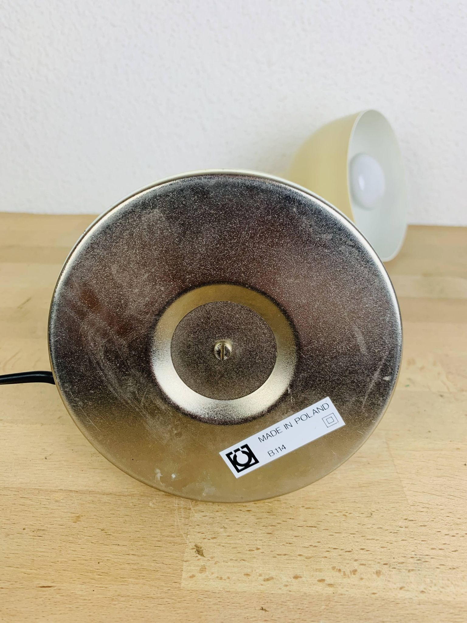 Lampe de bureau années 60 métal beige
