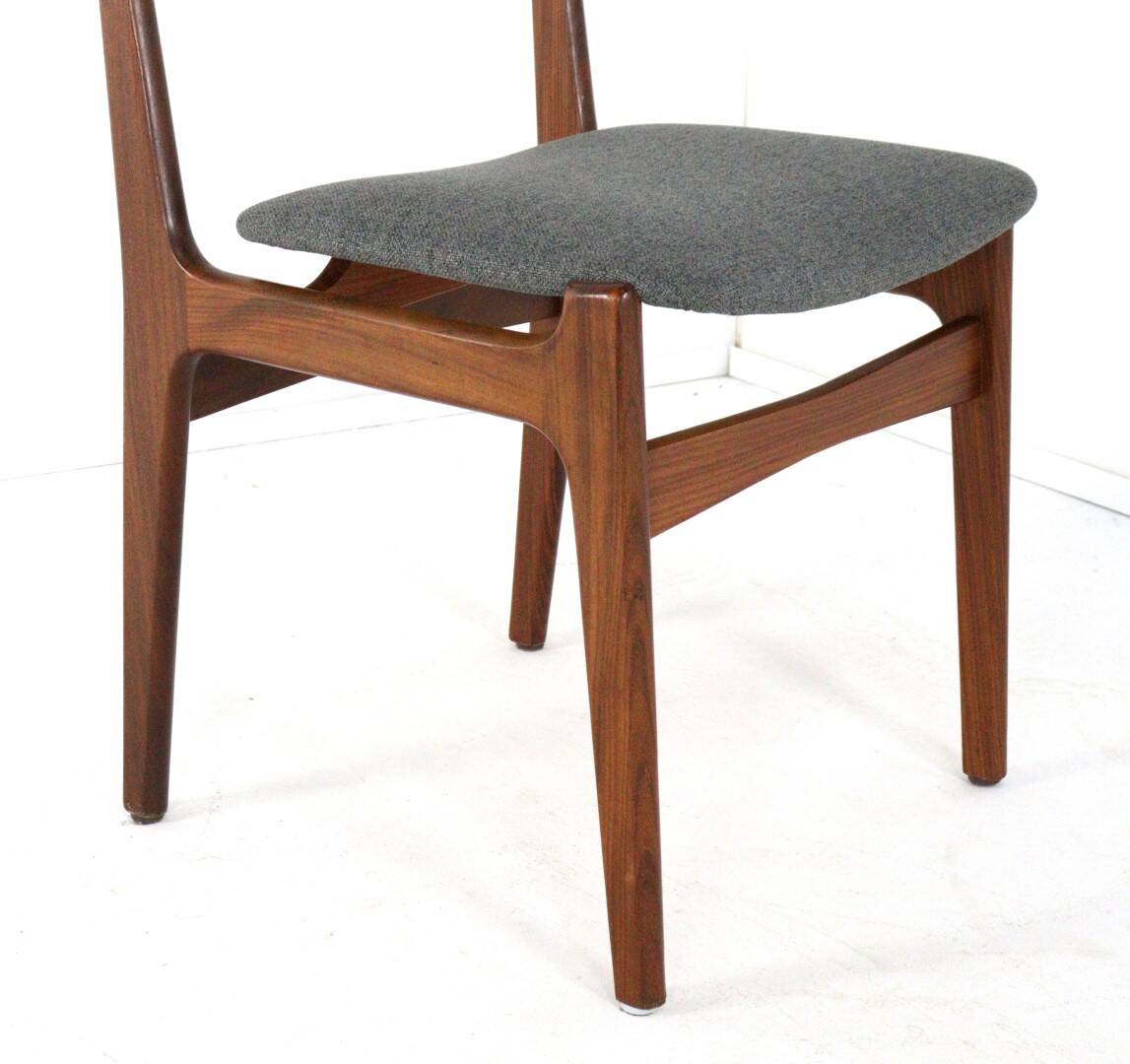 Very nice and solid set of 4 vintage teak chairs - Findahl.