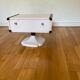 Table appoint pied tulipe