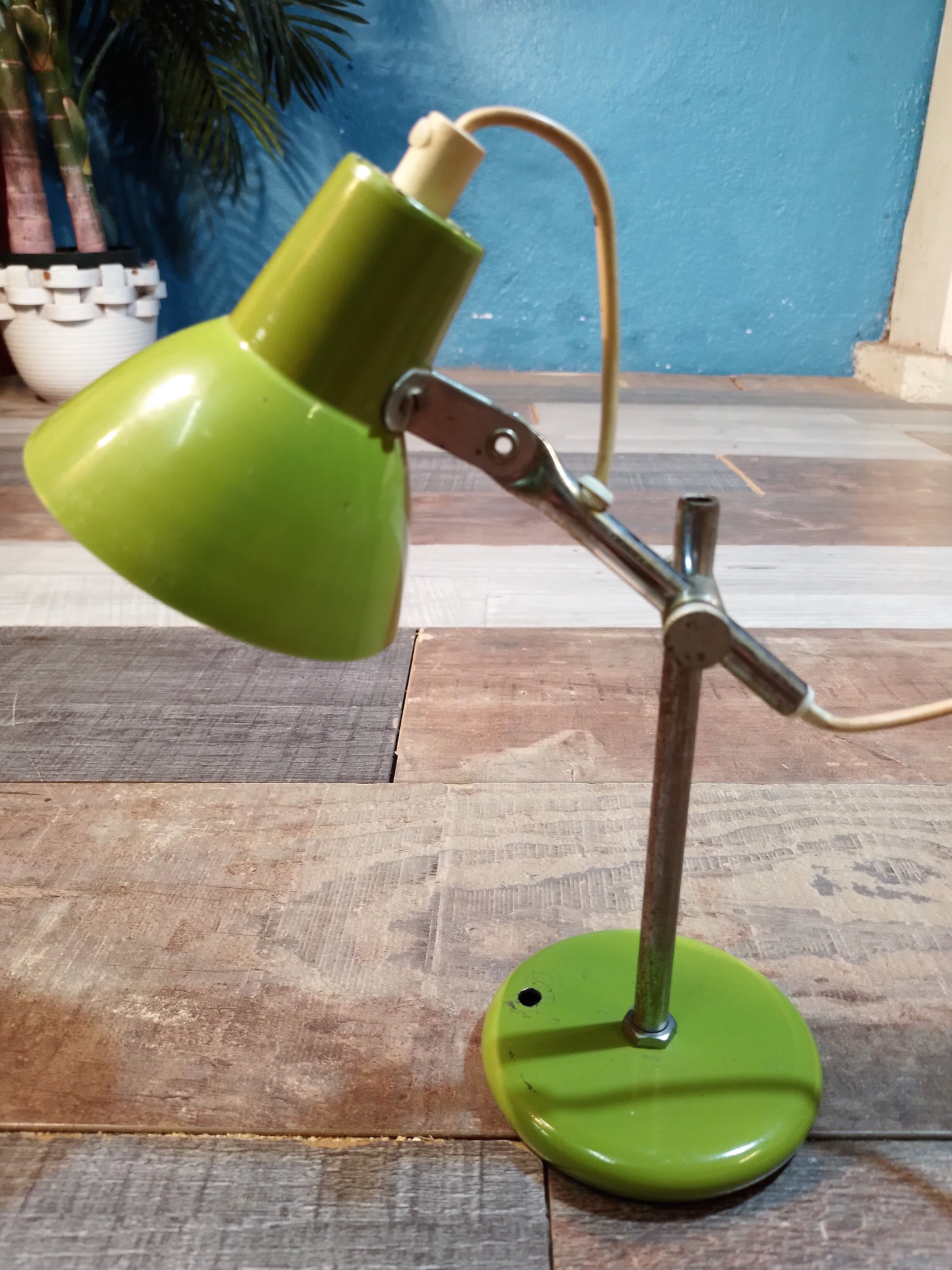 Lamp workshop sewing 1960s