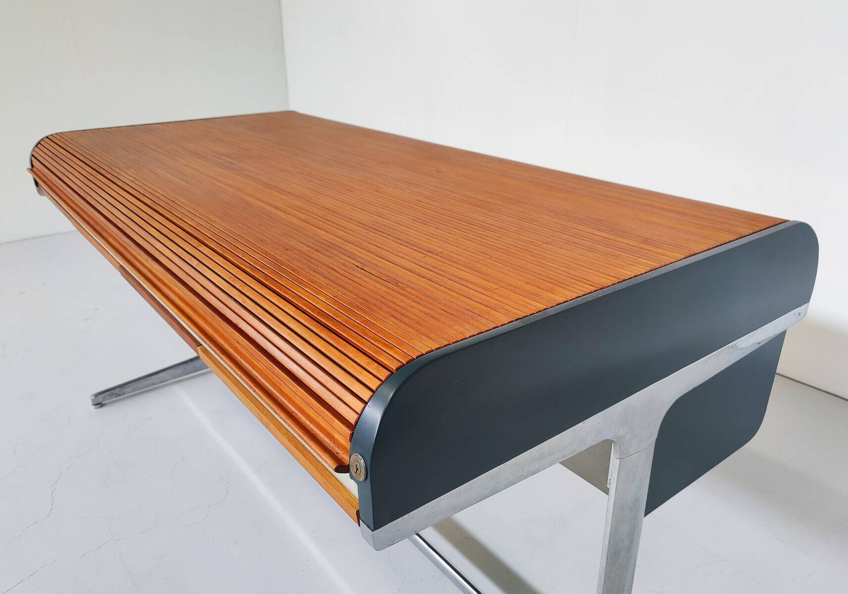 Mid-Century Modern Action Office Desk by George Nelson for Herman Miller, 1960s
