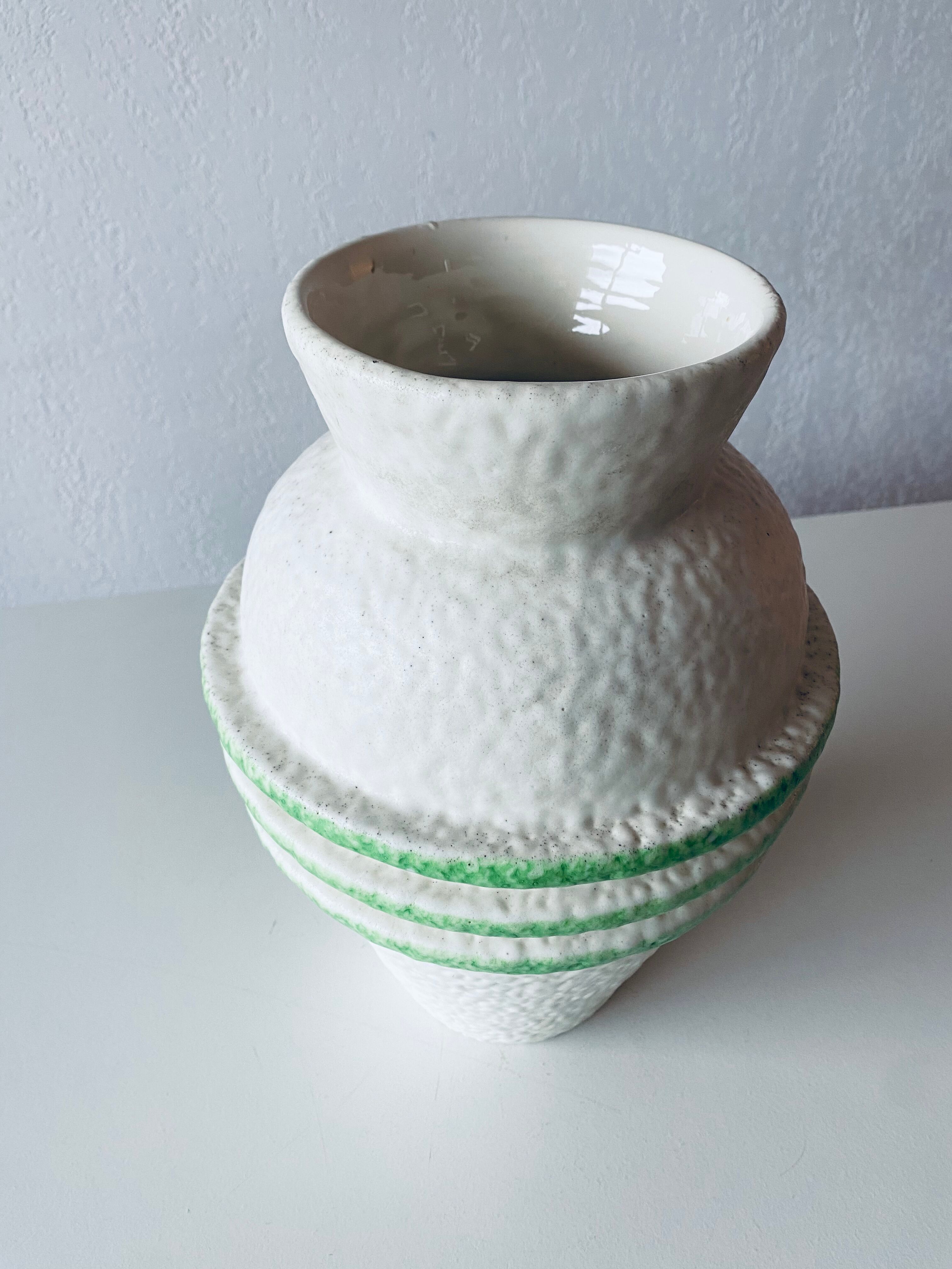 Vase design singé Cerart Monaco