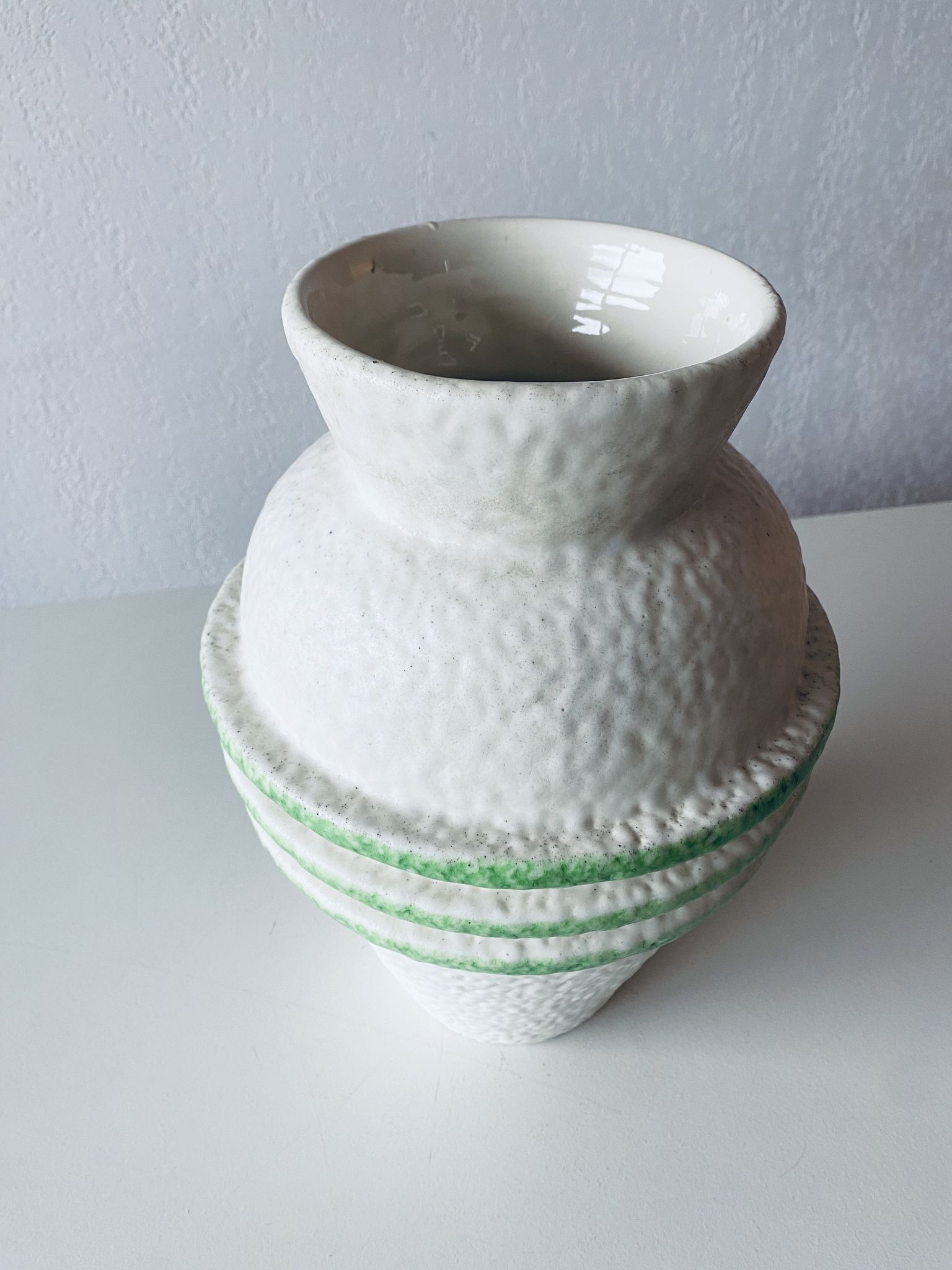Vase design singé Cerart Monaco