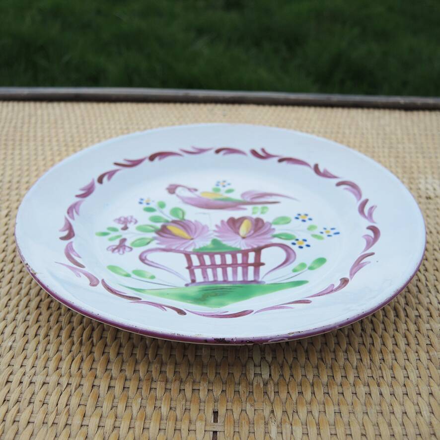 Old decorative plate K & G Lunéville rooster on basket