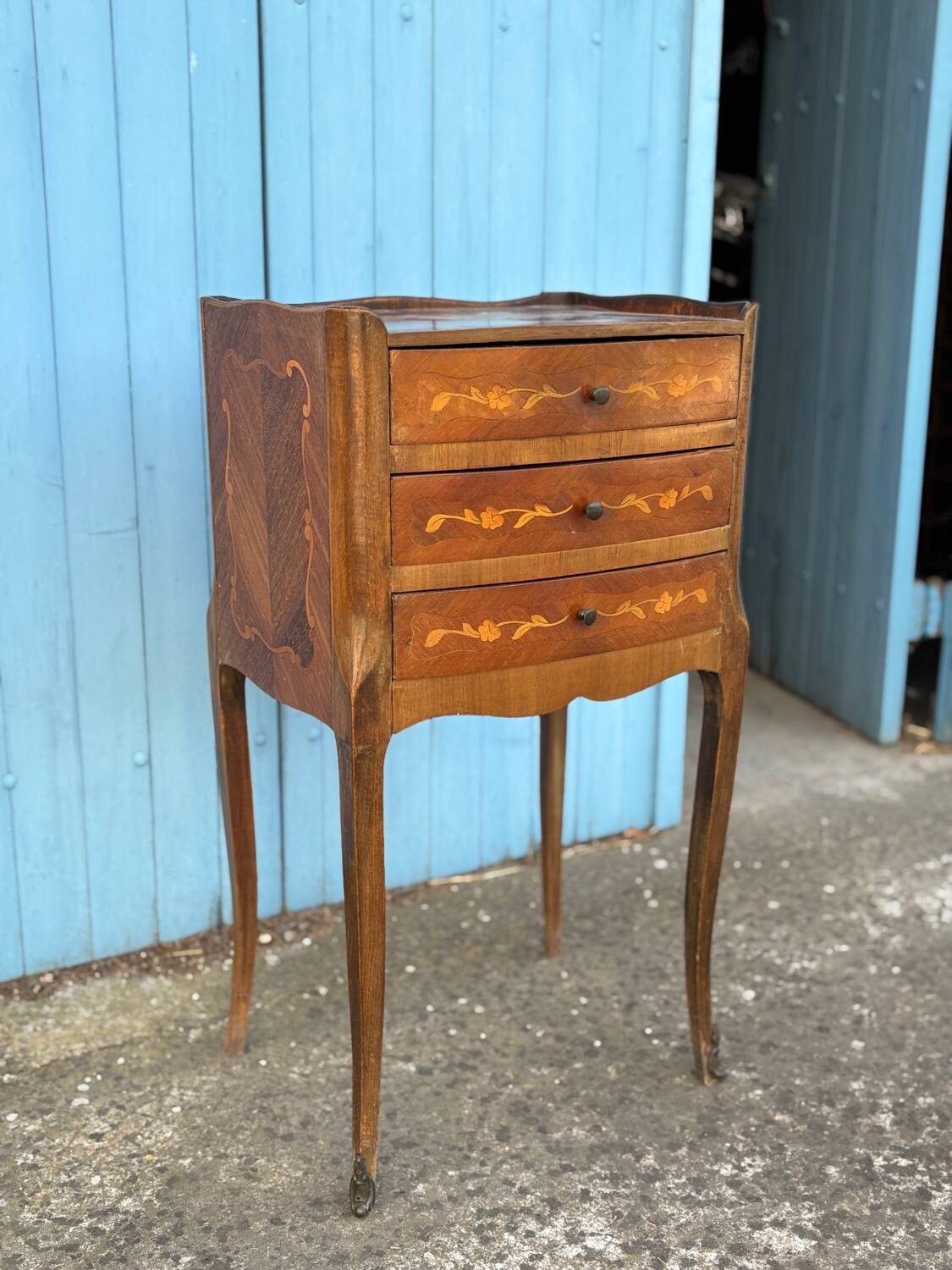 Louis XV bedside table in marquetry