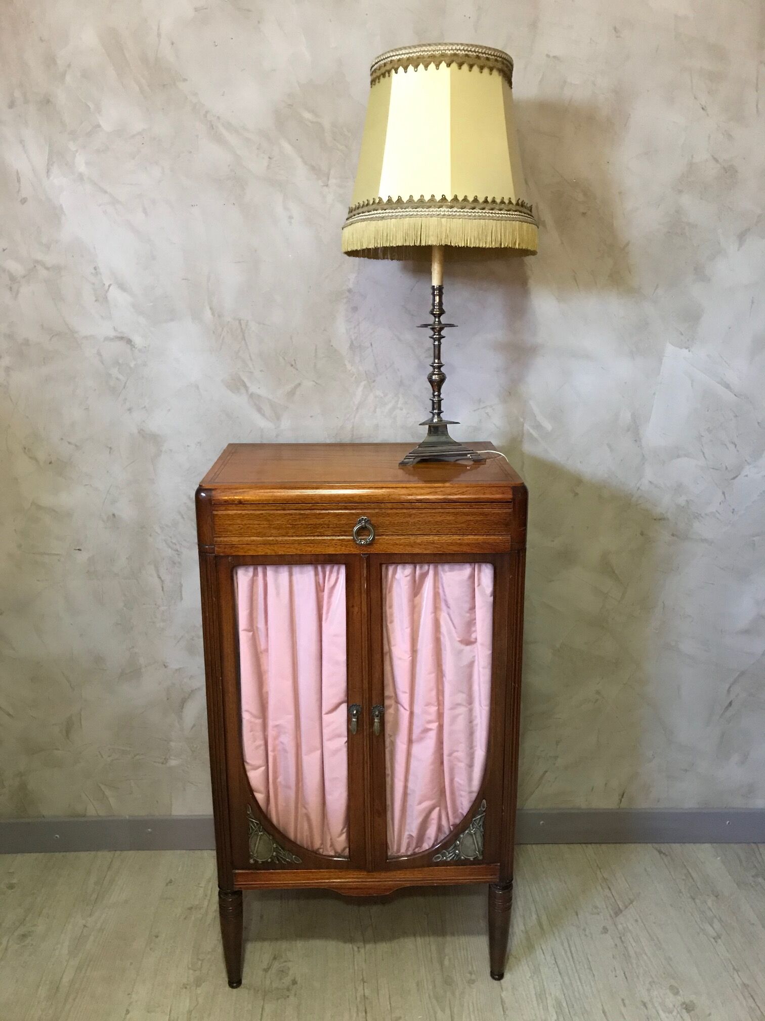 Furniture with partitions 1925