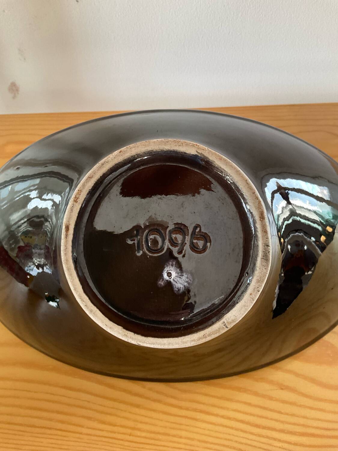 Vintage enamelled ceramic catchall