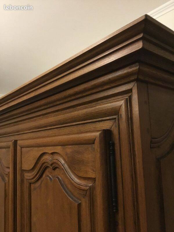 Louis XIII style wardrobe in solid oak wood