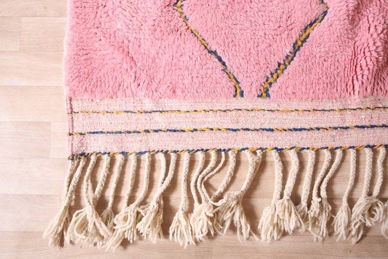 Authentic pure natural wool rug size 150/250 cm