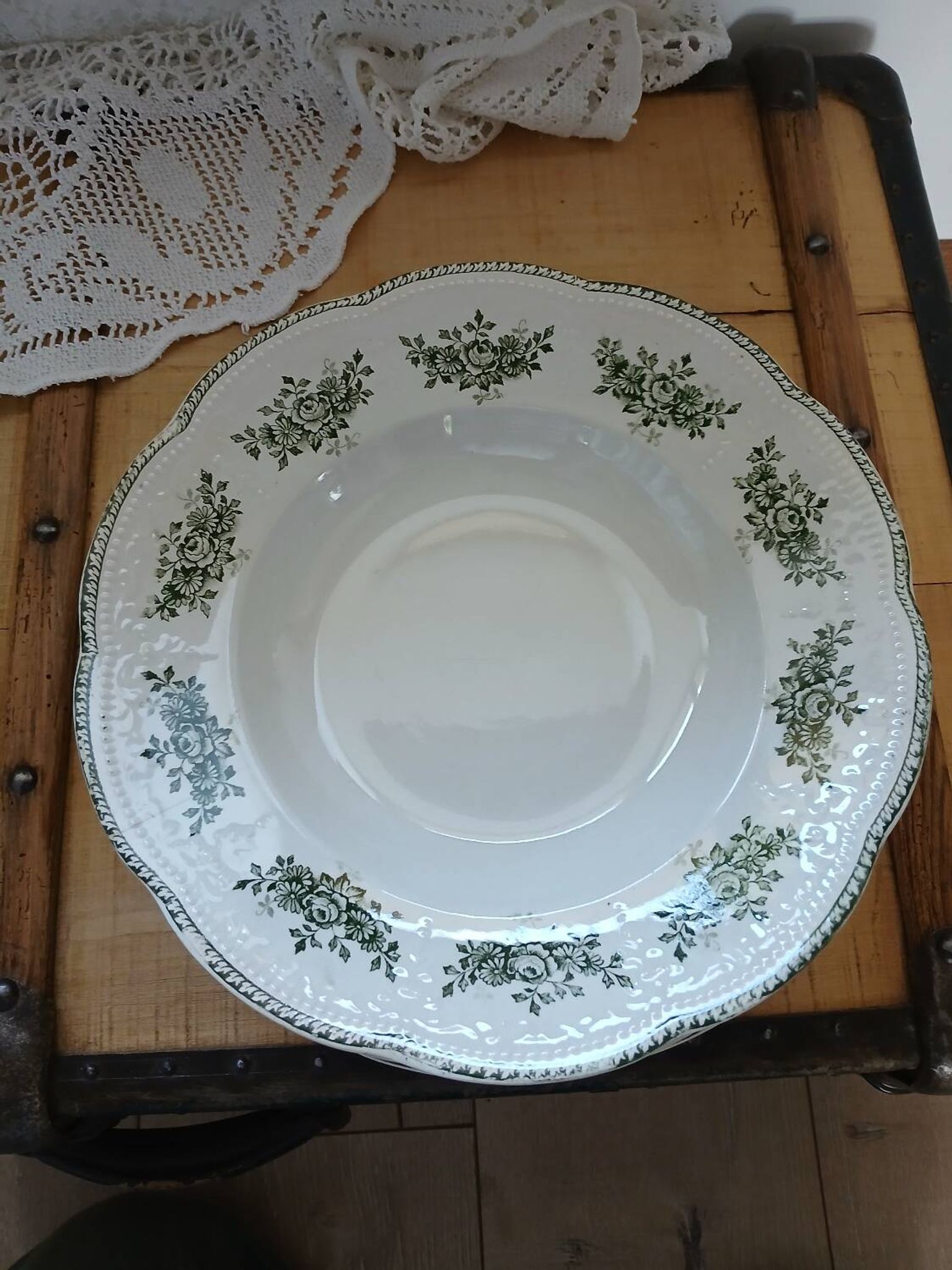 9 assiettes creuses Terre de fer Badonviller