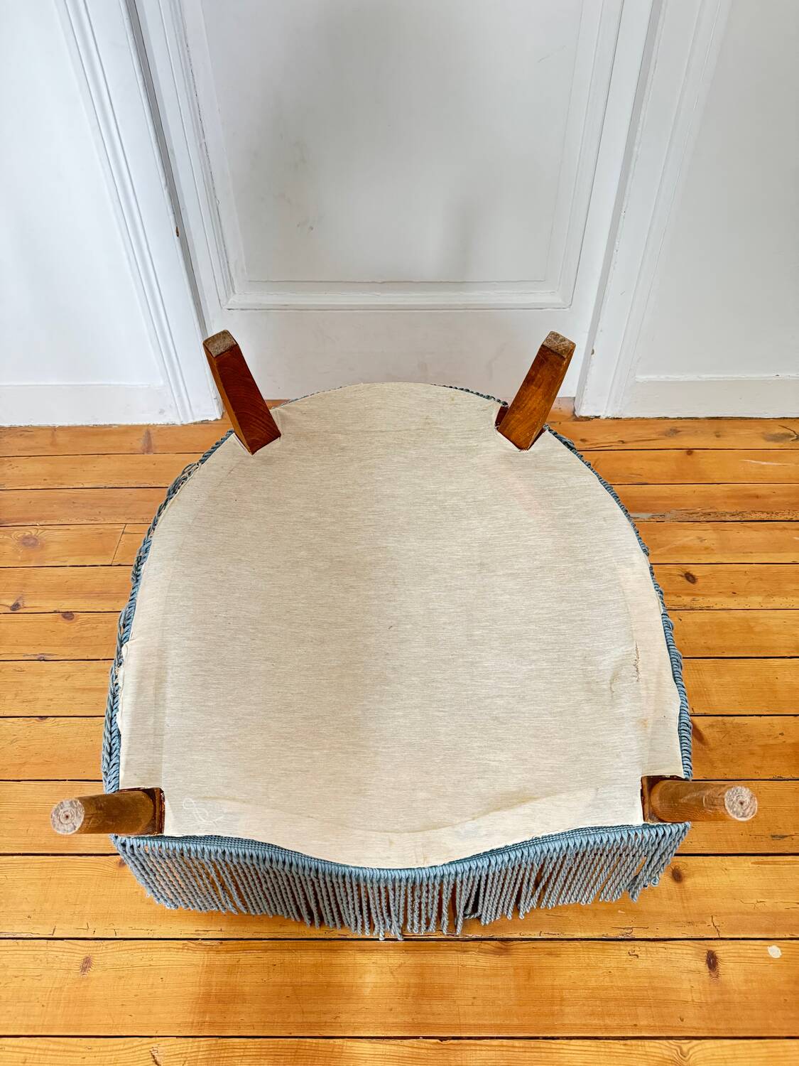 Vintage blue toad armchair