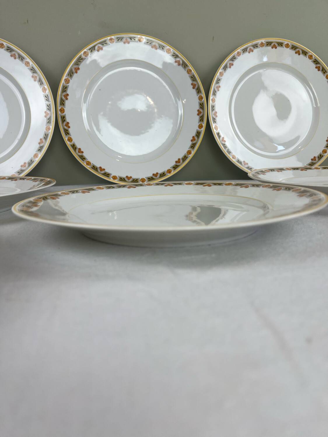 8 art deco dinner plates