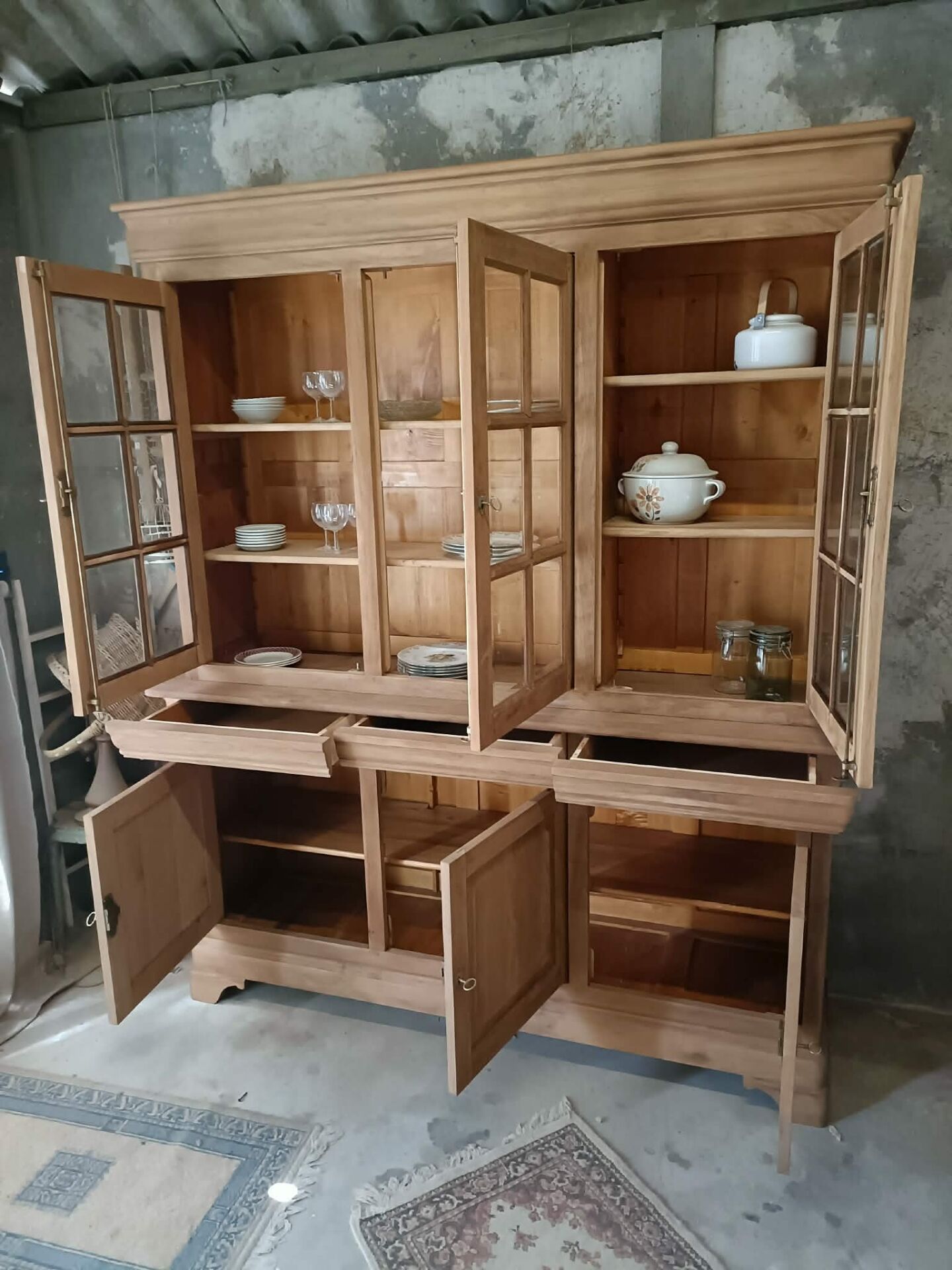 Sideboard