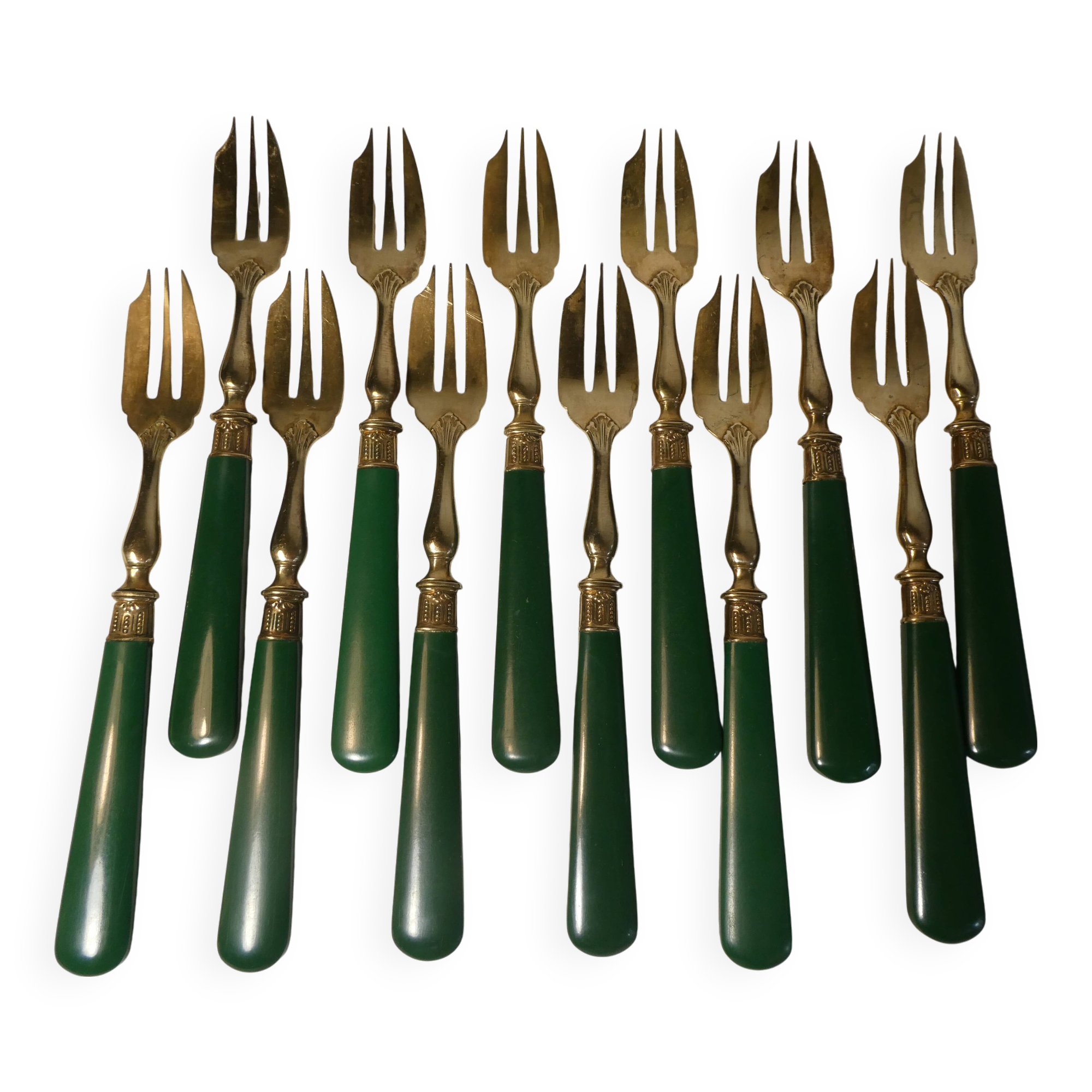 12 Dessert forks in their original box