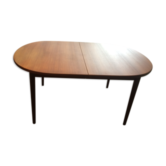 Table teak oval marked Troedz Nils Jonsson